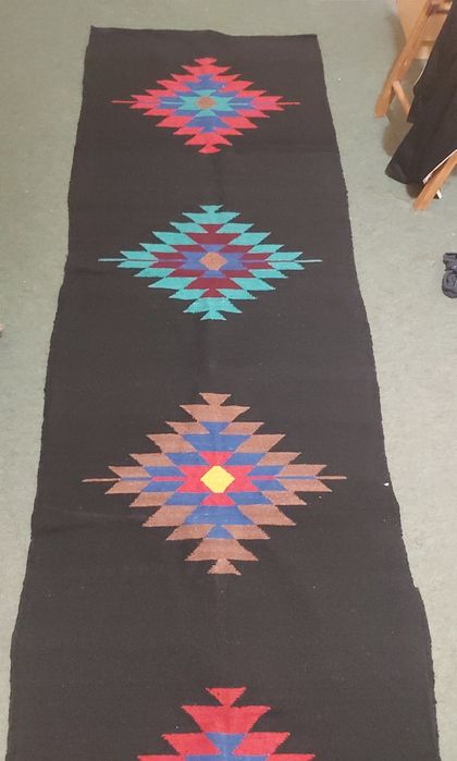 Ръчно  тъкана  вълнена черга