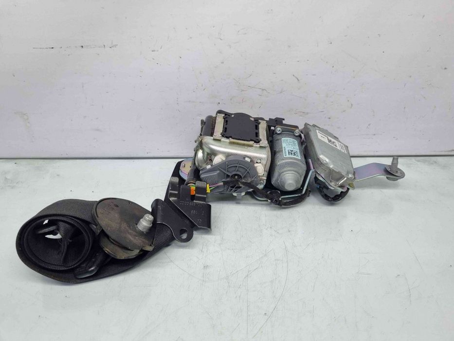 Centura dreapta fata Mercedes Clasa E (W212) [Fabr 2009-2016] 6171122