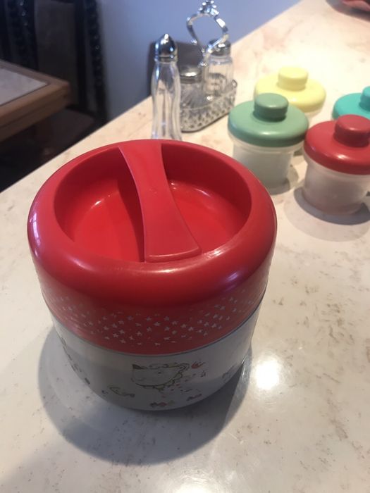 Канчета за храна; Лот за подправки + подарък