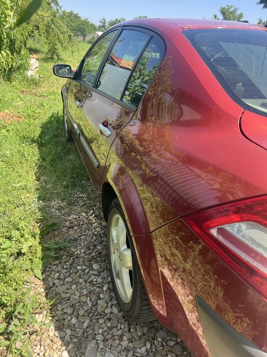 RENAULT Megane