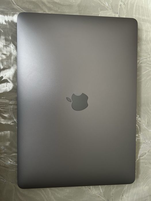 Macbook air m1 2020