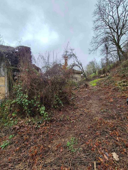 Парцел в област София !