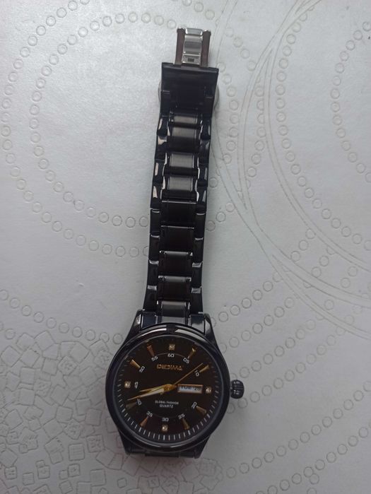 Часовник луксозен