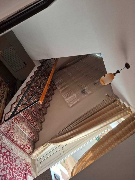 Uy sotiladi barcha qulayliklari bilan