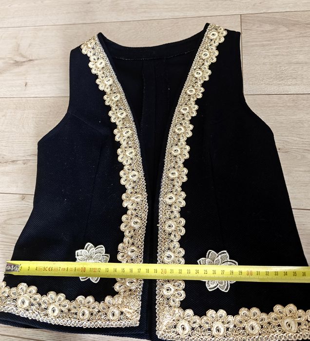 Vand Costum popular
