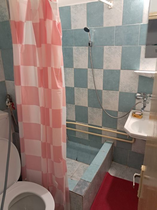 Închiriez garsioneră Rotonda