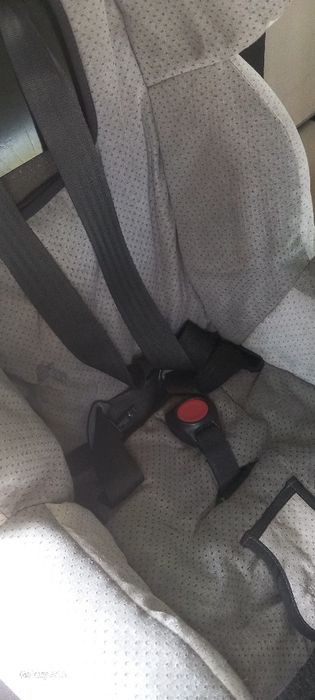 Продавам детско столче за кола Rekaro