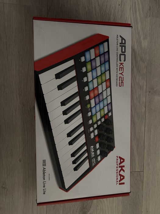 AKAI Professional APC Key 25 MK2 controller