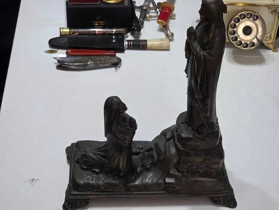 Lot vintage de 8 statuete diferite 8