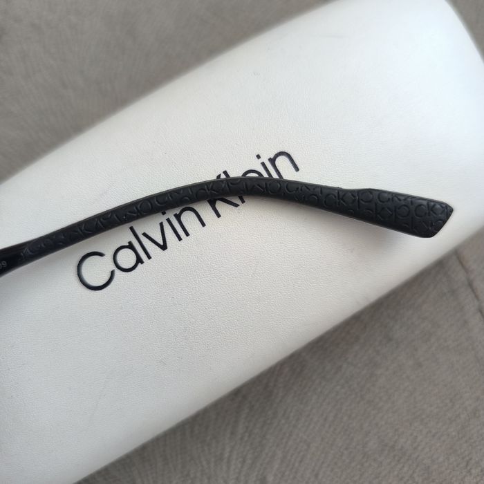 Оригинални слънчеви очила Calvin Klein
