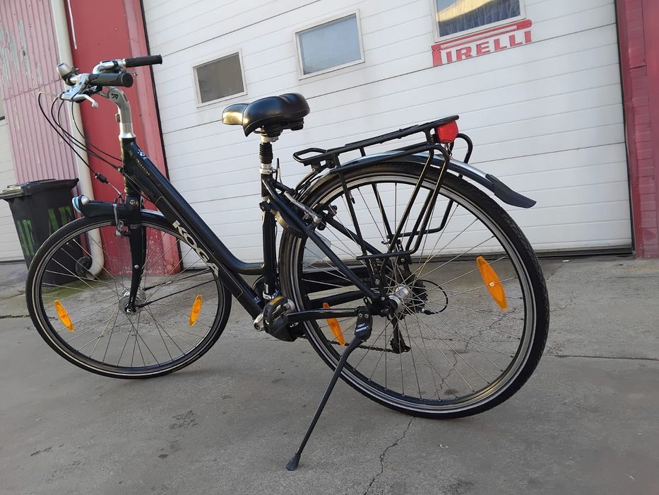 Vând bicicleta din aluminiu pentru damă