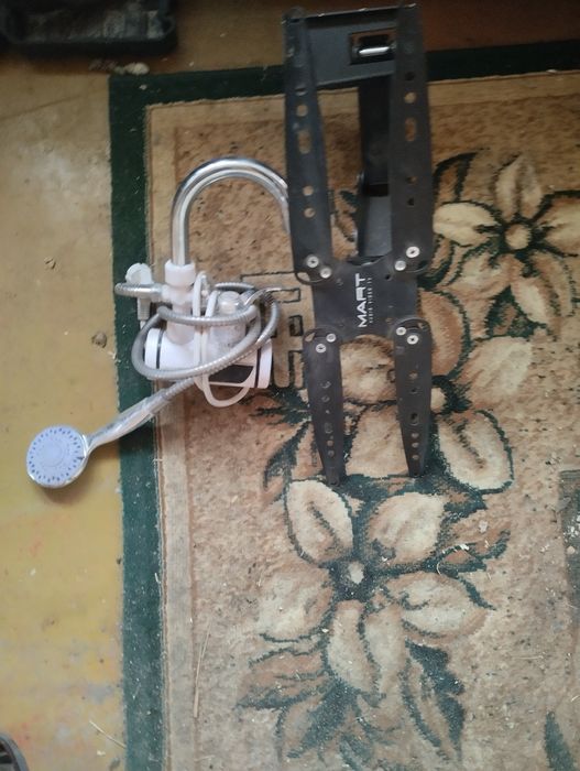 продам титан с и кронштейном