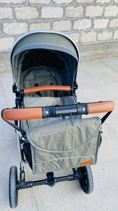 Коляска в хорошем состоянии