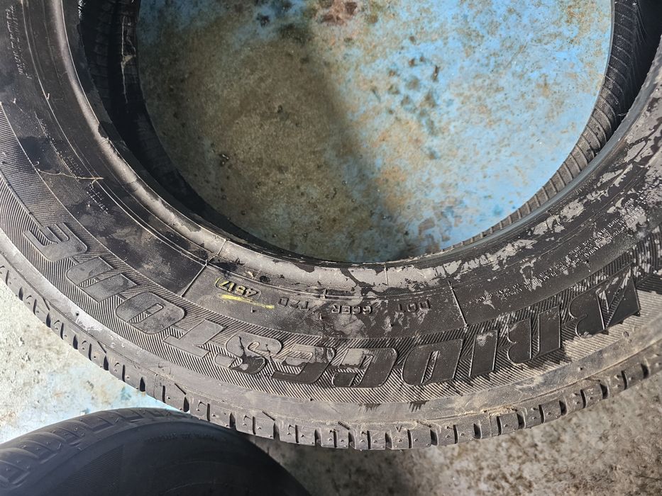 215 60 17 vara bridgestone