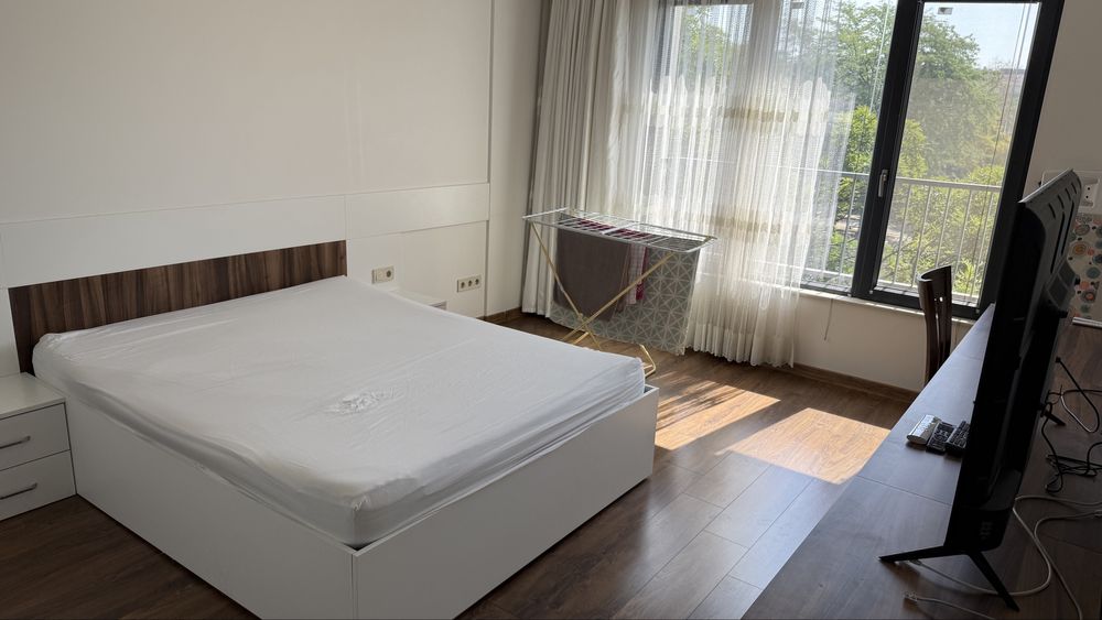 Дава се под наем Тристаен апартамент в София, Зона Б-18 - 92 кв.м за 867 € - Снимка #15