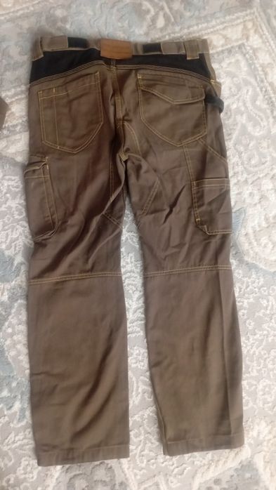 Спец киімдер сатылады COFRA