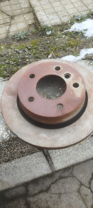 Задни спирачни дискове за BMW e46