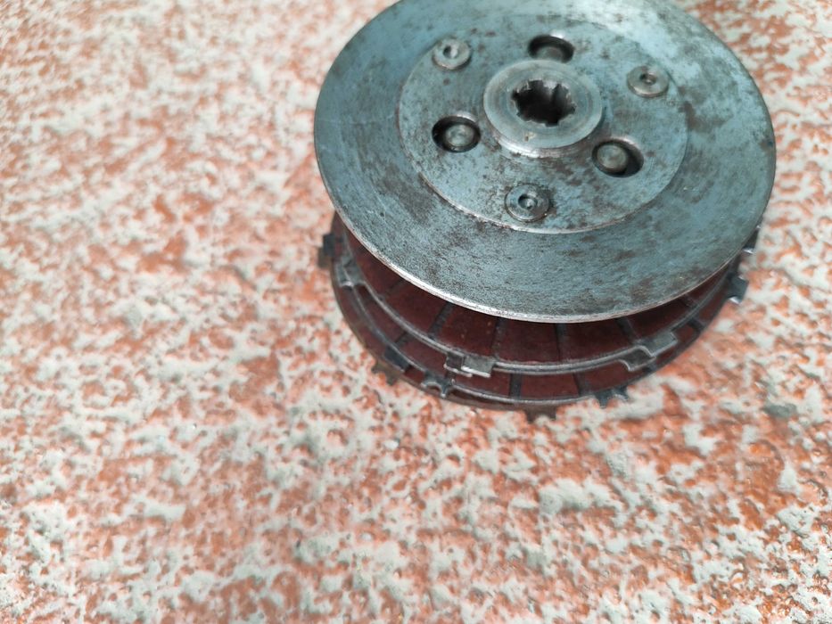 Продаётся корзина сцепления от Ява