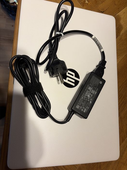 Лаптоп HP 15s-eq2067nu AMD Ryzen 3