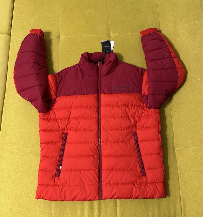 Geaca Barbati Tommy Hilfiger Marimea XL Noua