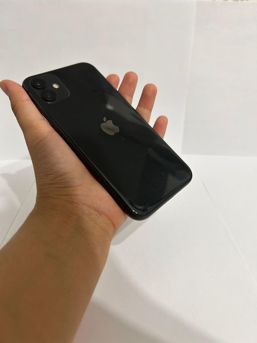 Срочно продаю Айфон 11 86%