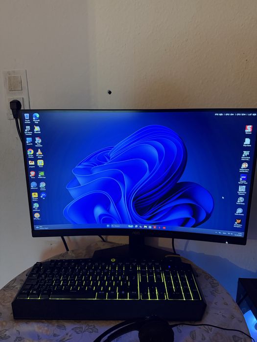 Vand pc high end complect de joc