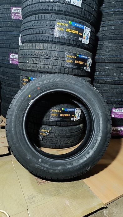215/60R17  GOFORM
