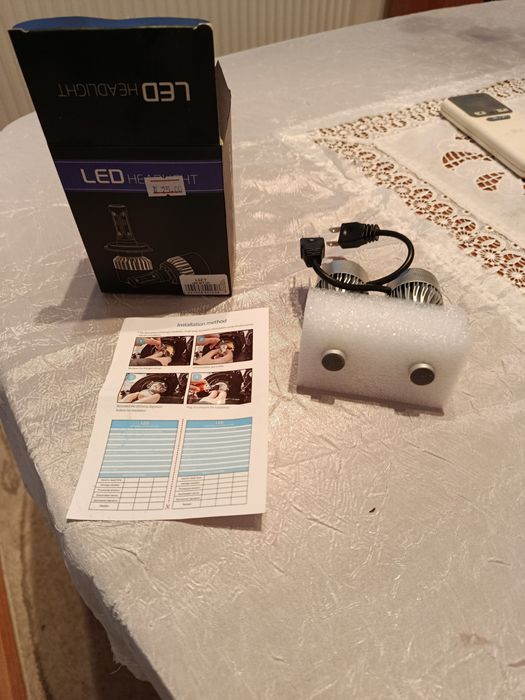 Лед крушки за кола