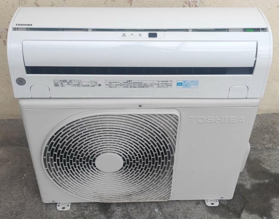 Японски инверторен климатик TOSHIBA 12000 BTU