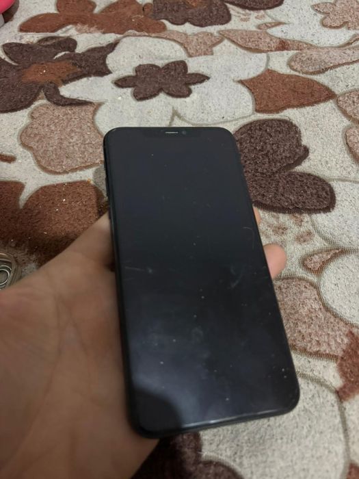 Продам Айфон 11 про макс 64гб