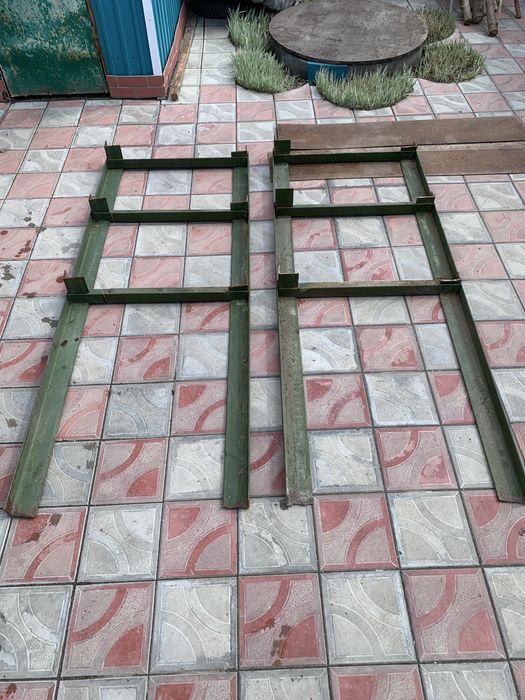 Стеллаж железный