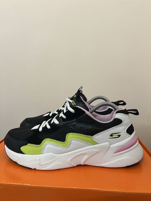 Оригинални маратонки Skechers 39 номер