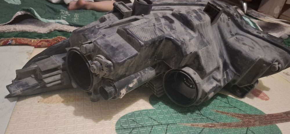 Фара Kia k5 2штуки