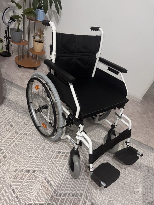 Продам инвалидную каляску.