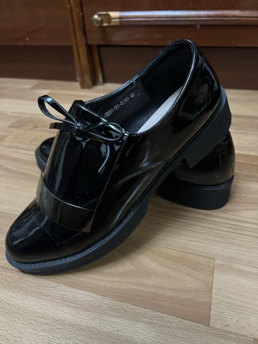 Лакированные туфли