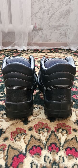 Рабочие  ботинки