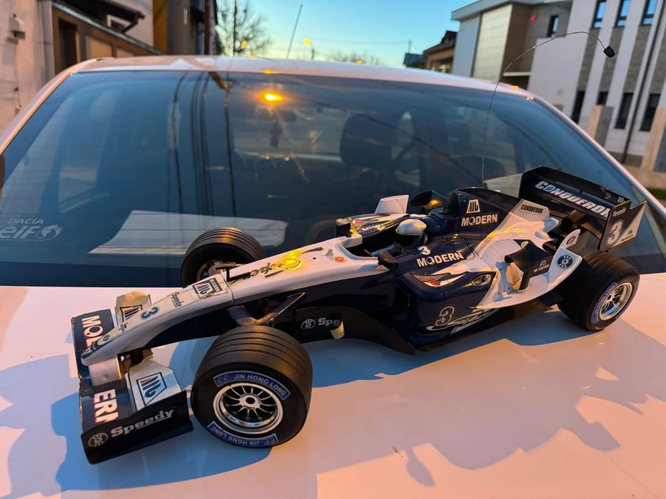 Masinuta cu telecomanda