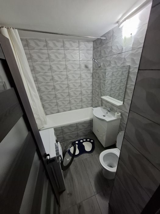 Închiriez apartament cu 2camere