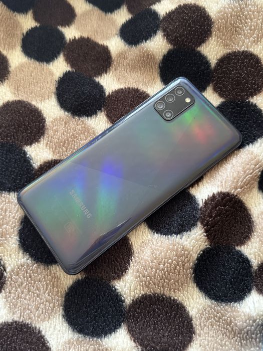 Продам Samsung A31 в идеальном состоянии