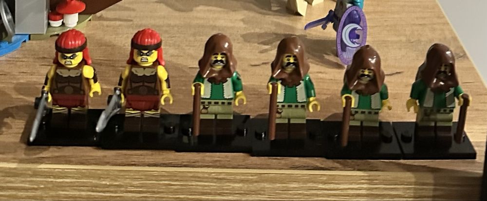 Минифигурки 25 Series