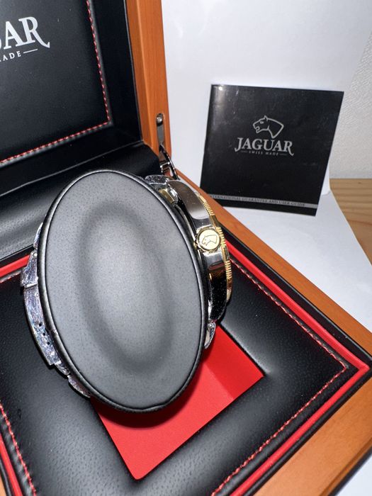Jaguar J863/D 44mm Sapphire