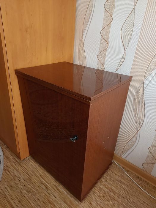 Швейная машинка "чайка 142м"