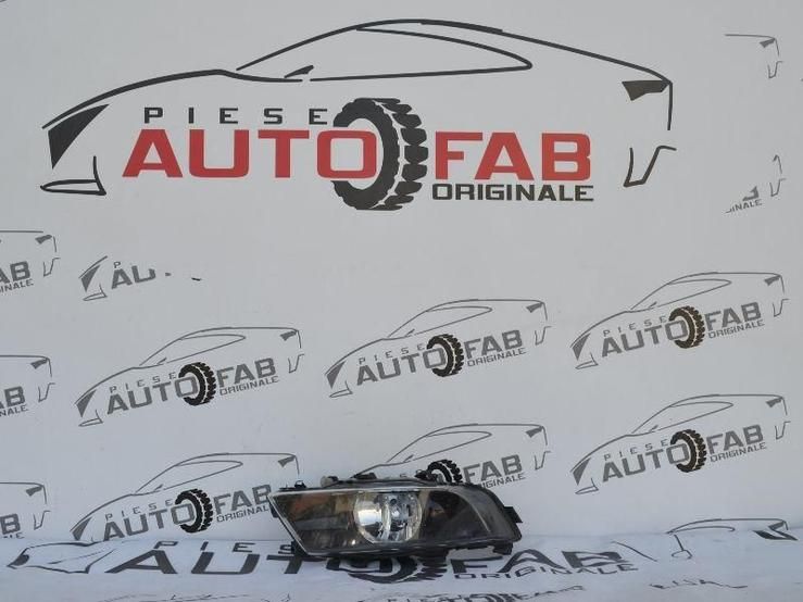 Halogen stanga Skoda Superb an 2013-2014-2015