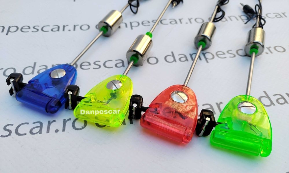 Set 4 Avertizori WINDBLADE 617 + 4 swingere MKM2 cu iluminare si 4Tije