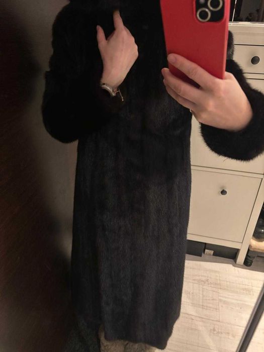 Haină din blană naturală de nurcă – ca nouă