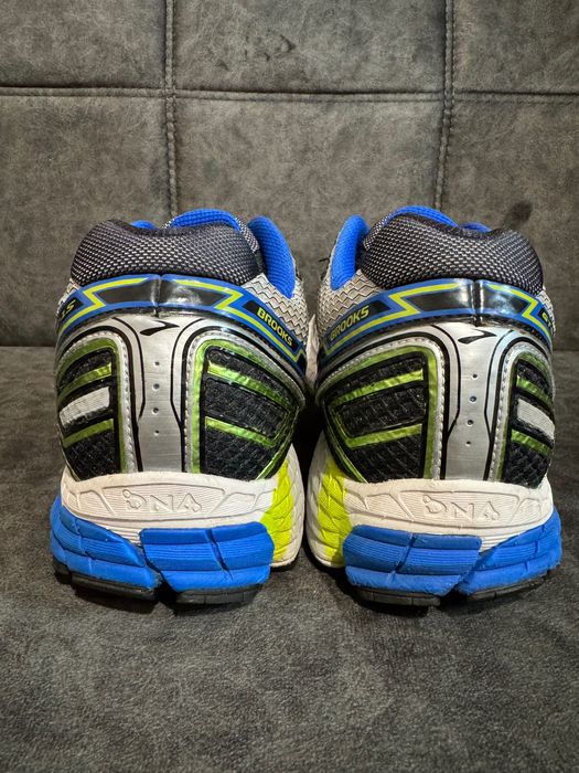 Brooks Adrenaline GTS 15.