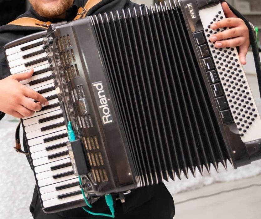 Acordeon Roland FR7 V2