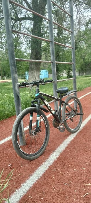 Продам вилик идеальным состоянием