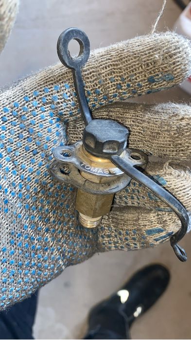 Передний бампер БМВ Е38 7-ка