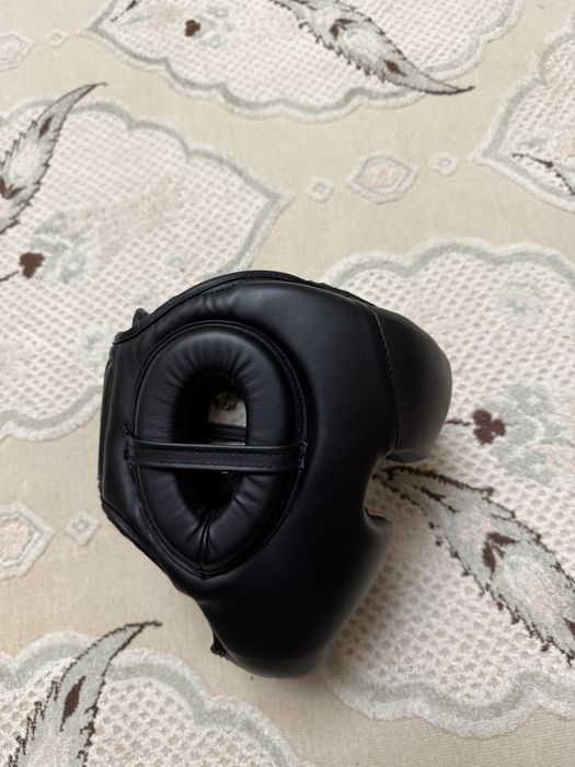 Шлем для единоборств